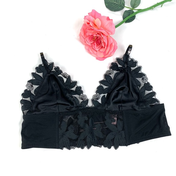 NWT Victoria’s Secret Bralette - Picture 4 of 7